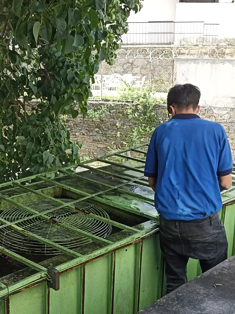 Trabajo de instalación y mantenimiento realizado por Semahinst